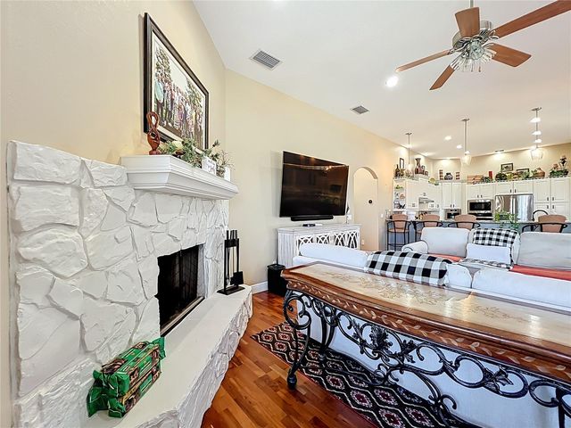 1412 JOHNS COVE LANE, Oakland, FL 34787