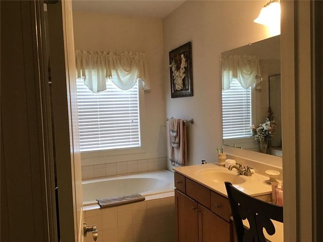 3990 Brookhollow Drive, Douglasville, GA 30135