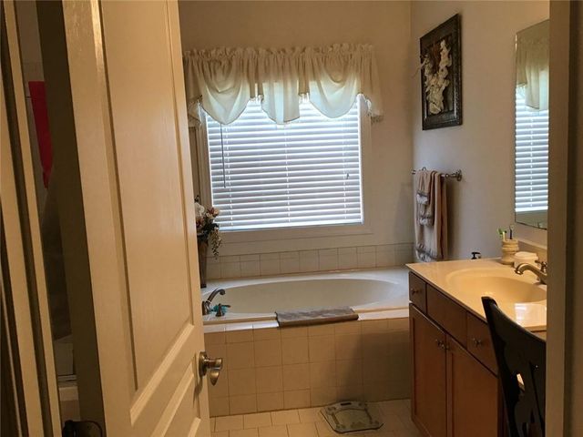 3990 Brookhollow Drive, Douglasville, GA 30135