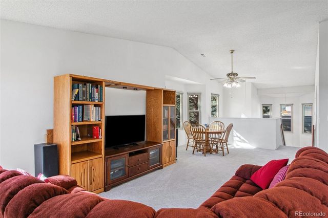 432 W Rockrimmon Boulevard B, Colorado Springs, CO 80919