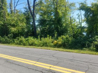 28 & 33 River Road, Cromwell, CT 06416