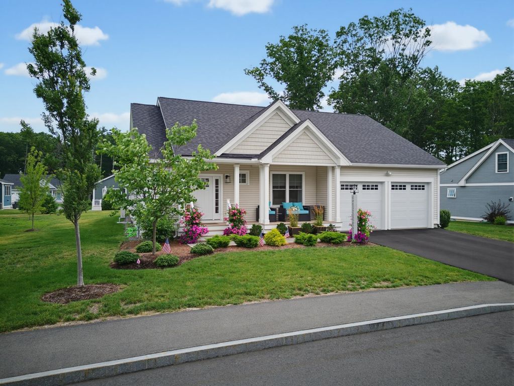 Image 47 of property listing at 6 Rose Fountain Lane # 31, Hampton, NH 03842