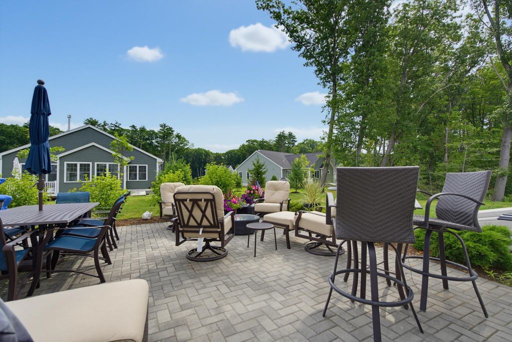Image 51 of property listing at 6 Rose Fountain Lane # 31, Hampton, NH 03842