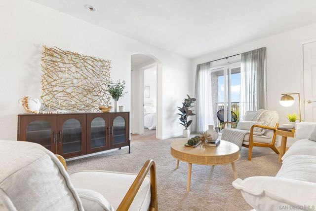 5252 Orange Avenue 313, San Diego, CA 92115