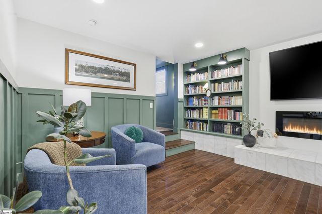 31 Long Forest Drive, Greenville, SC 29617