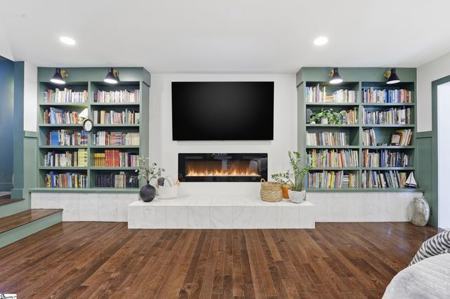 31 Long Forest Drive, Greenville, SC 29617