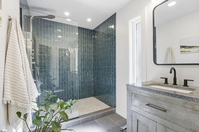 31 Long Forest Drive, Greenville, SC 29617