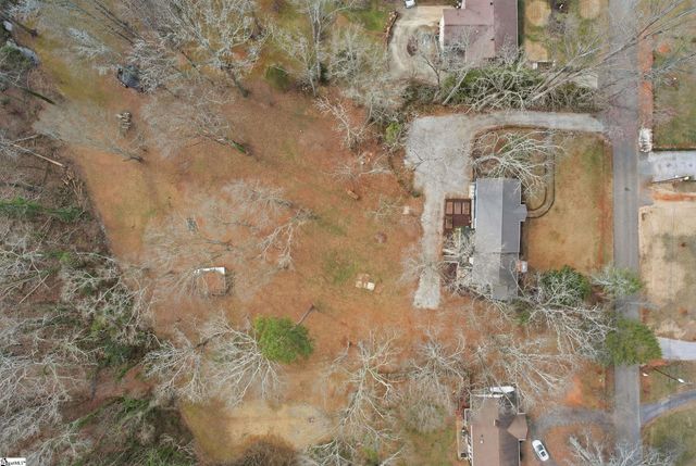 31 Long Forest Drive, Greenville, SC 29617