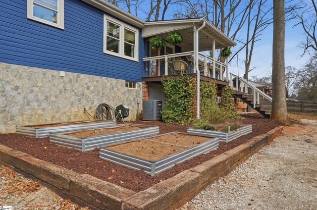 31 Long Forest Drive, Greenville, SC 29617