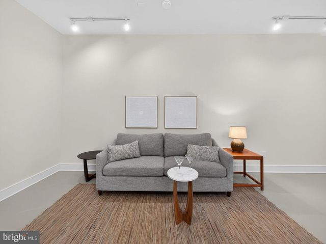 1217 AND 1219 N 6TH ST, Philadelphia, PA 19122