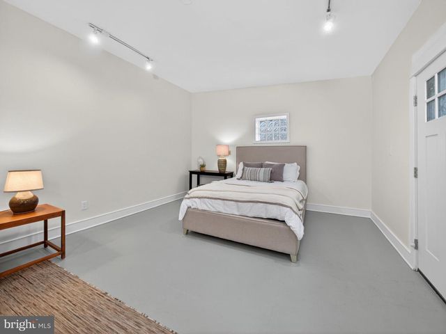 1217 AND 1219 N 6TH ST, Philadelphia, PA 19122