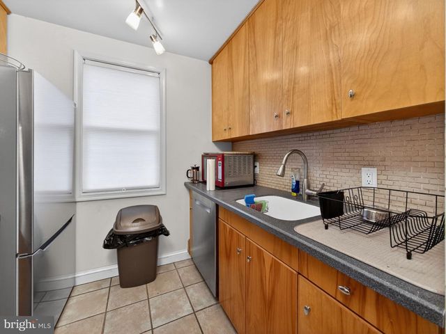 1217 AND 1219 N 6TH ST, Philadelphia, PA 19122