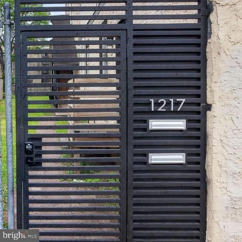 1217 AND 1219 N 6TH ST, Philadelphia, PA 19122