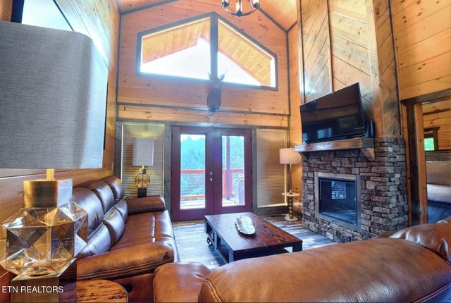 1908 Eagle Court, Sevierville, TN 37876