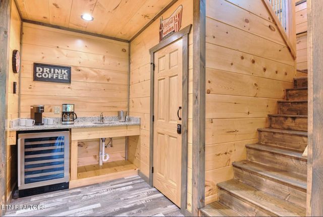 1908 Eagle Court, Sevierville, TN 37876