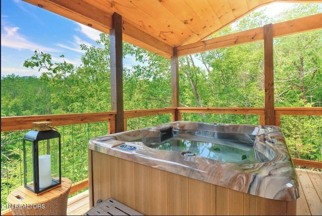 1908 Eagle Court, Sevierville, TN 37876