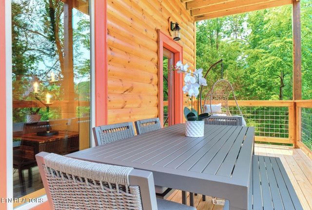 1908 Eagle Court, Sevierville, TN 37876