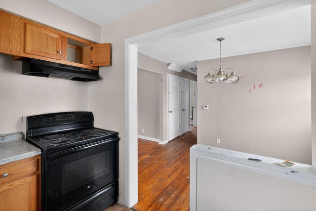 771 S Hampton Road, Columbus, OH 43227