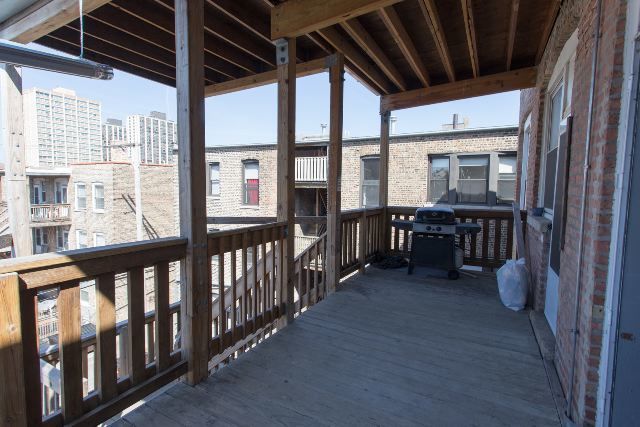 906 W Montrose Avenue 3, Chicago, IL 60613