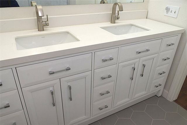 2009 BRANCH TREE LANE, Brandon, FL 33511