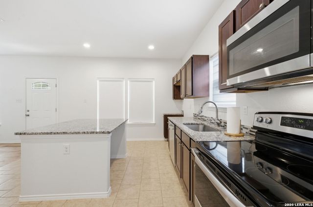 335 Cimarron, Spring Branch, TX 78070