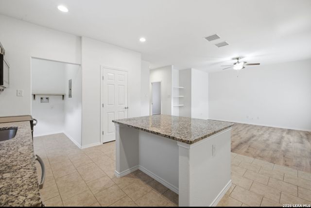 335 Cimarron, Spring Branch, TX 78070