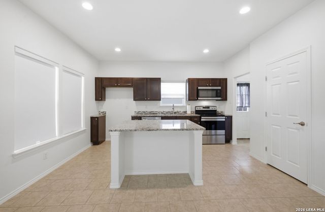 335 Cimarron, Spring Branch, TX 78070