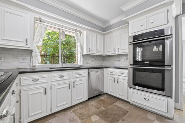 7111 Halfpenny Road, Houston, TX 77095