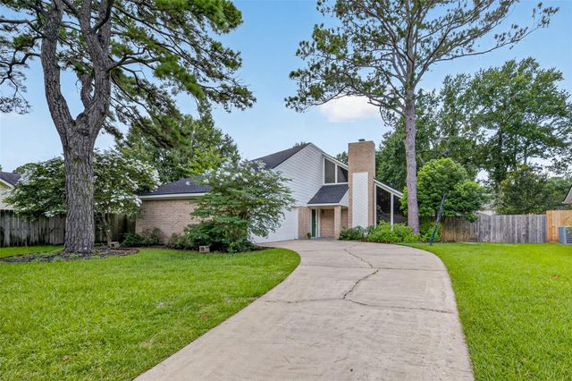 7111 Halfpenny Road, Houston, TX 77095