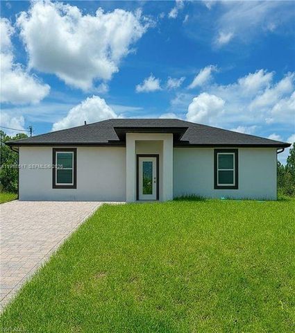 816 Palomino, Lehigh Acres, FL 33974