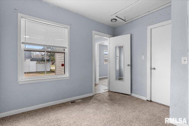 104 W SPRUCE Street, Chatham, IL 62629