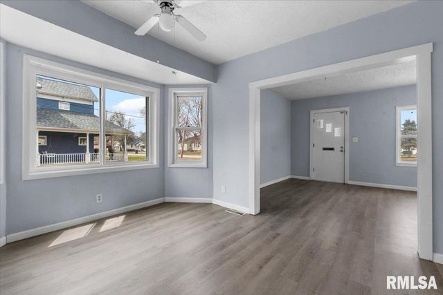 104 W SPRUCE Street, Chatham, IL 62629