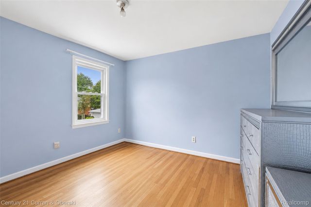 1651 Nightingale Street, Dearborn, MI 48128