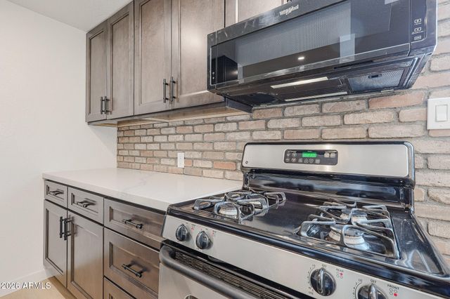 4224 N 12TH Street 202, Phoenix, AZ 85014