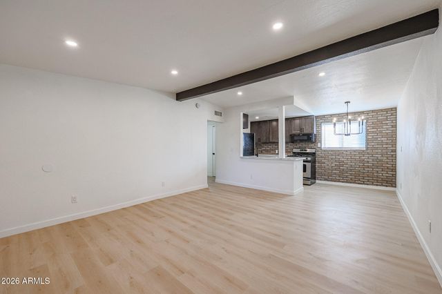 4224 N 12TH Street 202, Phoenix, AZ 85014