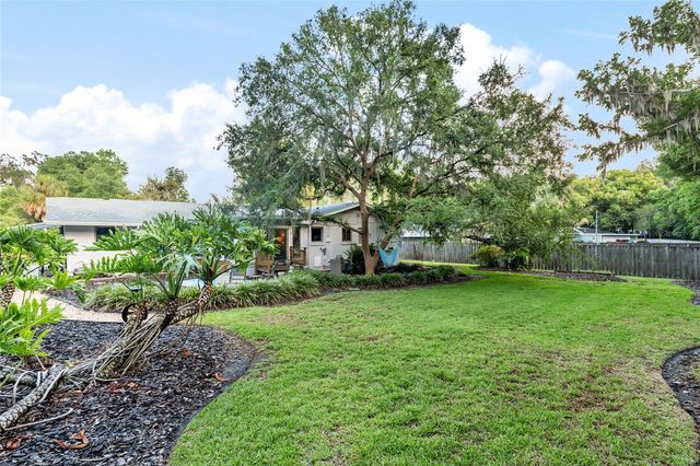 1210 SE 14TH AVENUE, Ocala, FL 34471
