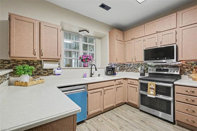 912 Cantor ST, Chesapeake, VA 23322