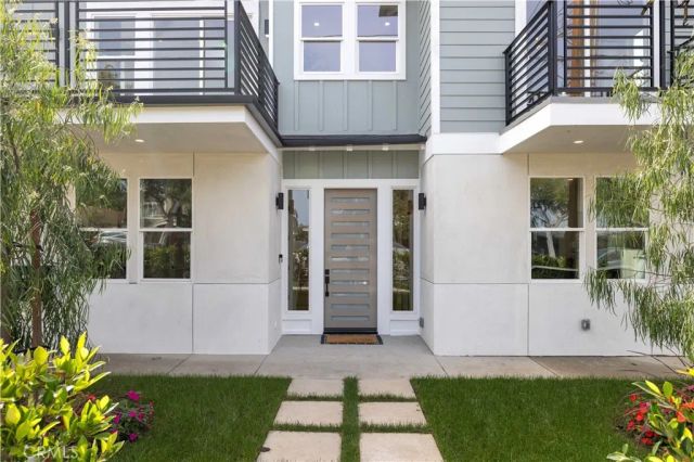 2018 Grant Avenue A, Redondo Beach, CA 90278