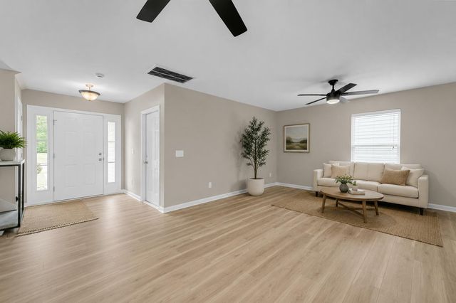 421 Savannah River Drive, Summerville, SC 29485