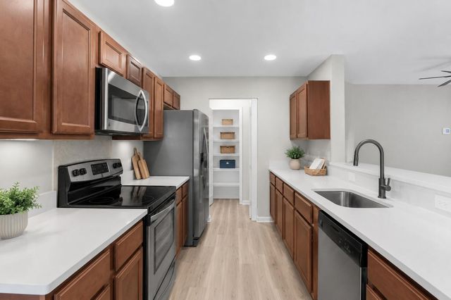 421 Savannah River Drive, Summerville, SC 29485
