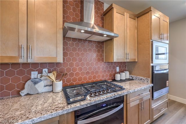 7645 Serenity Bay Ln, North Las Vegas, NV 89084