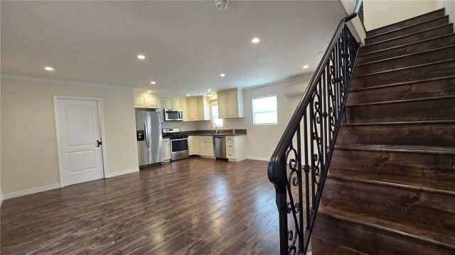 26007 Marjan, Harbor City, CA 90710