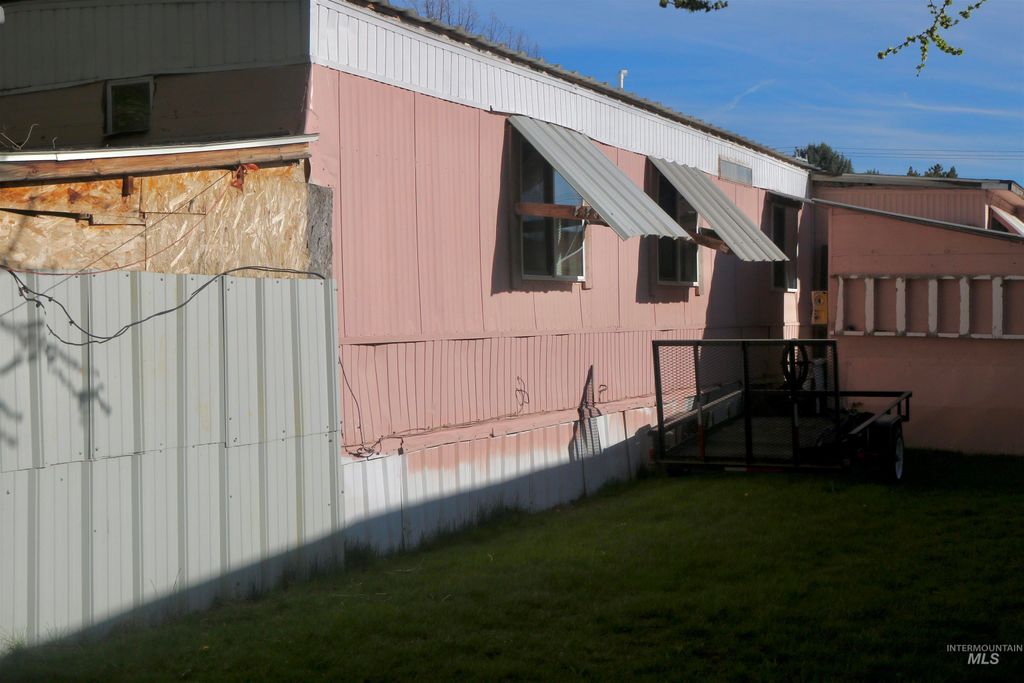 1410 Flamingo 52, Nampa, ID 83651 photo 3