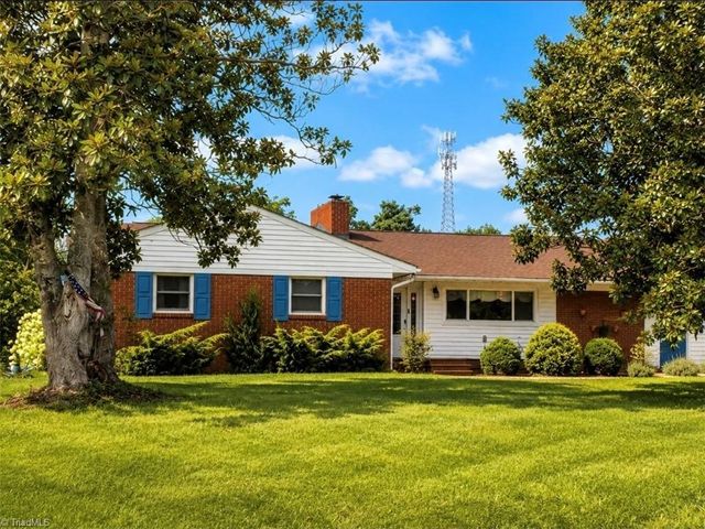 474 Surry Gadsberry Road, Pilot Mountain, NC 27041