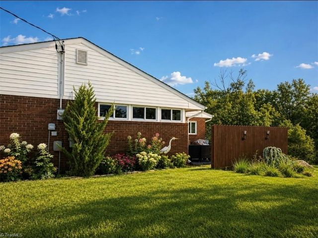 474 Surry Gadsberry Road, Pilot Mountain, NC 27041