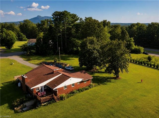 474 Surry Gadsberry Road, Pilot Mountain, NC 27041