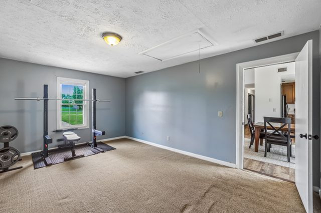 2504 Sundance Ct, Christiana, TN 37037