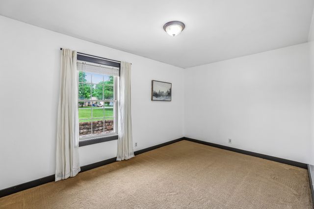 2504 Sundance Ct, Christiana, TN 37037