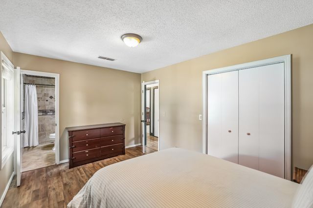 2504 Sundance Ct, Christiana, TN 37037