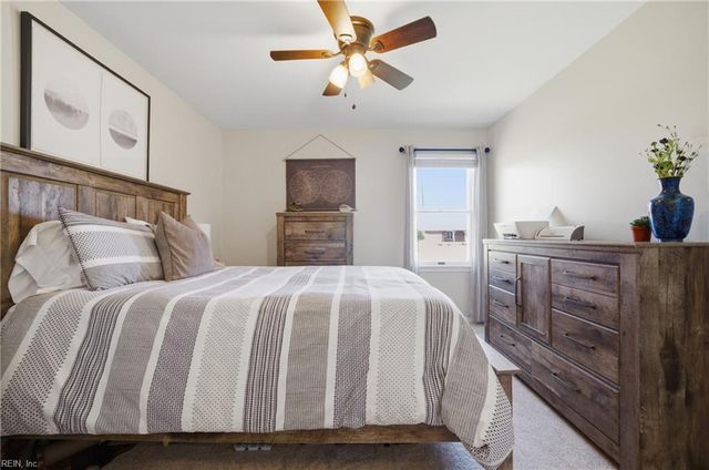 1003 Bateman DR, Elizabeth City, NC 27909